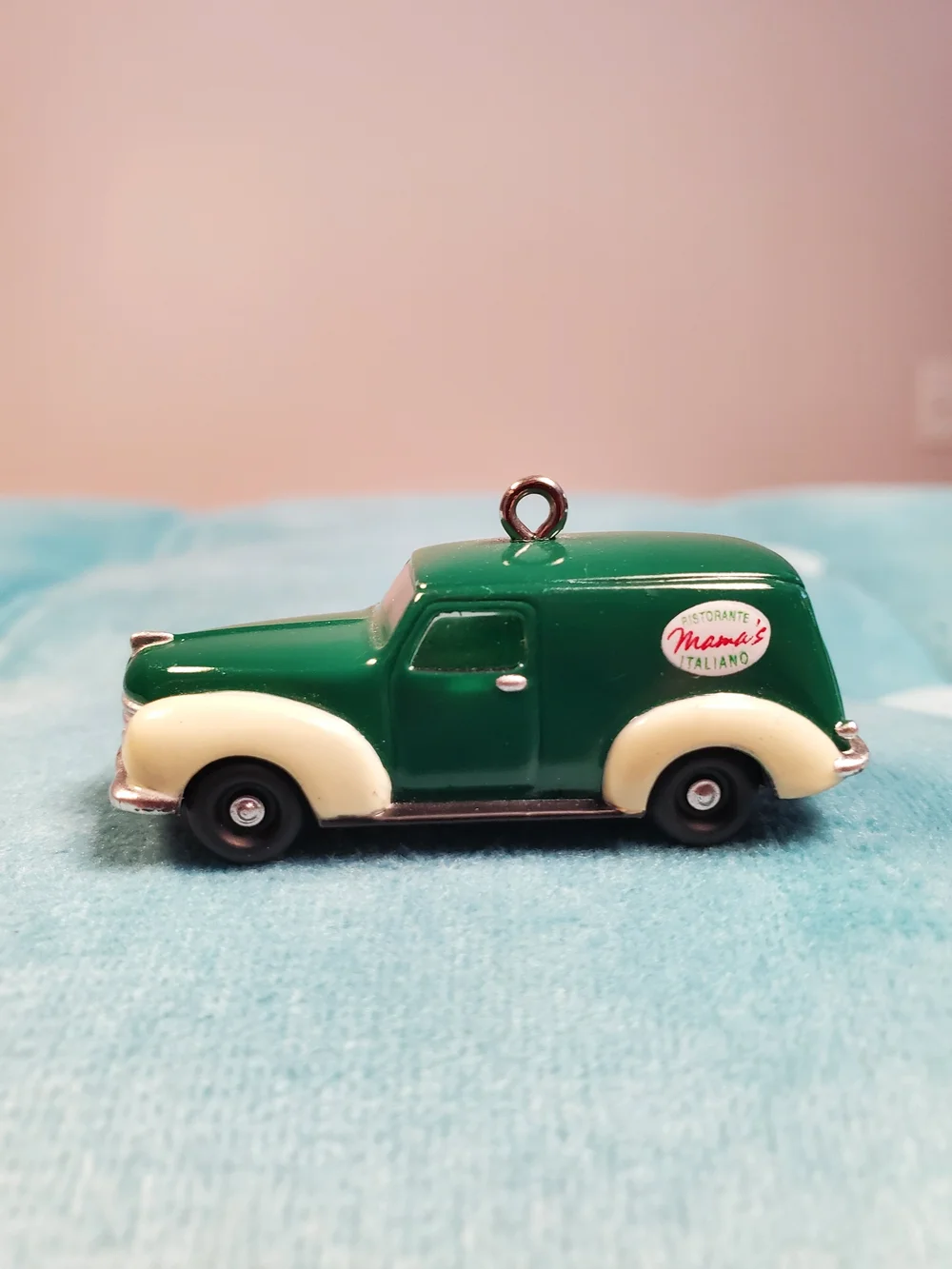 Hallmark Keepsake 2012 Mama's Delivery Van Miniature Ornament